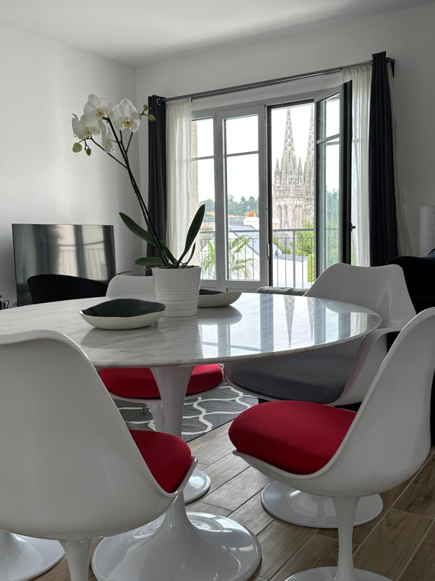 Appartement Design X - Hyper Centre - Parking Prive - Кимпер Екстериор снимка